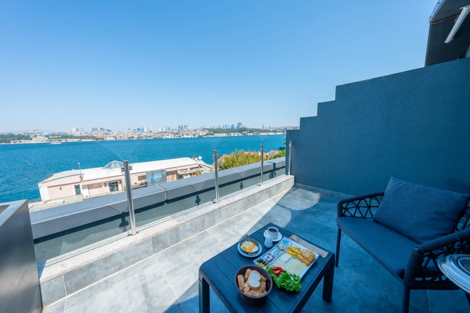 Üsküdar konaklama ve Boğaz manzaralı otel seçenekleri